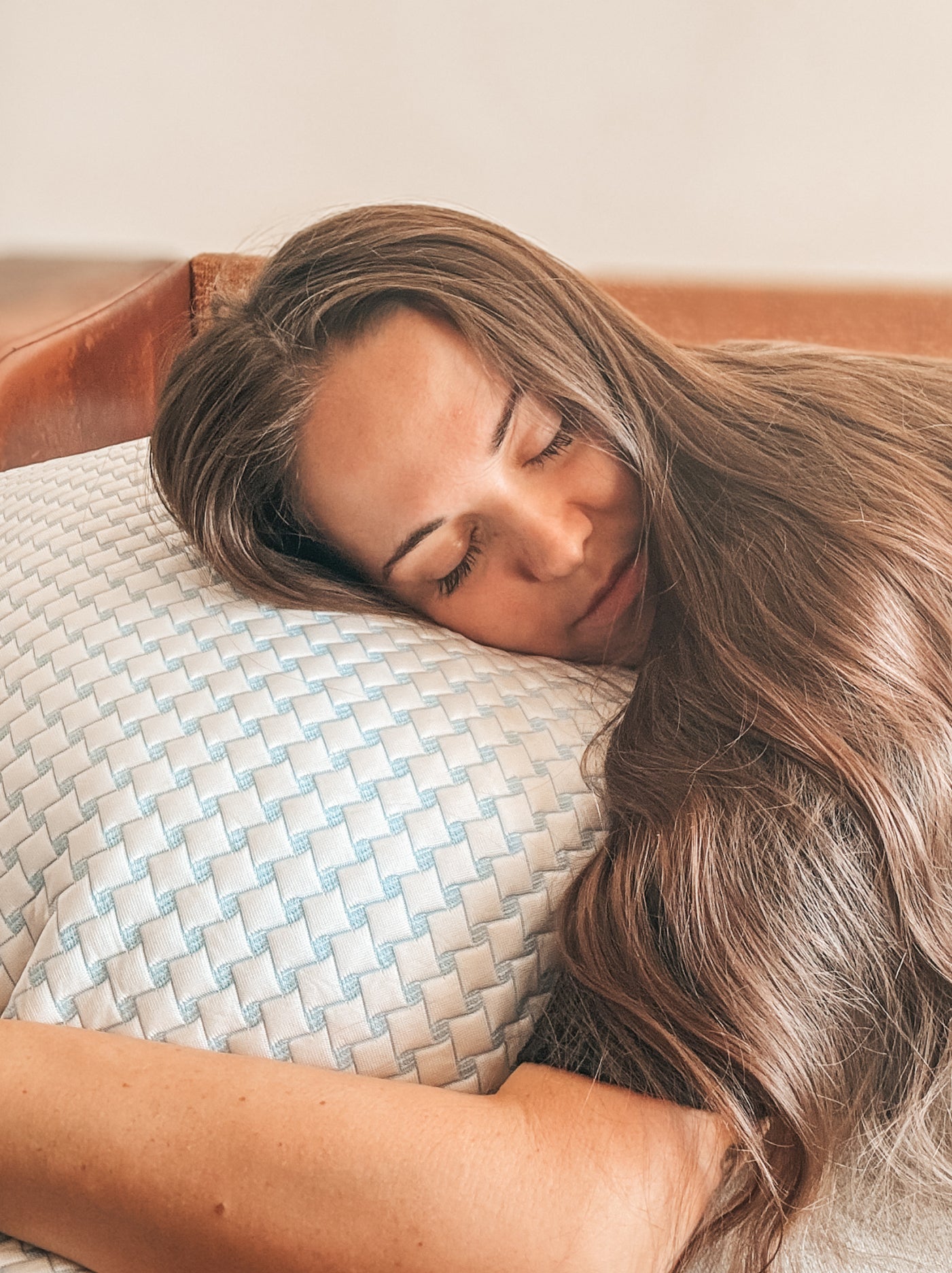 NOXNOX® Adjustable Ergonomic Pillow