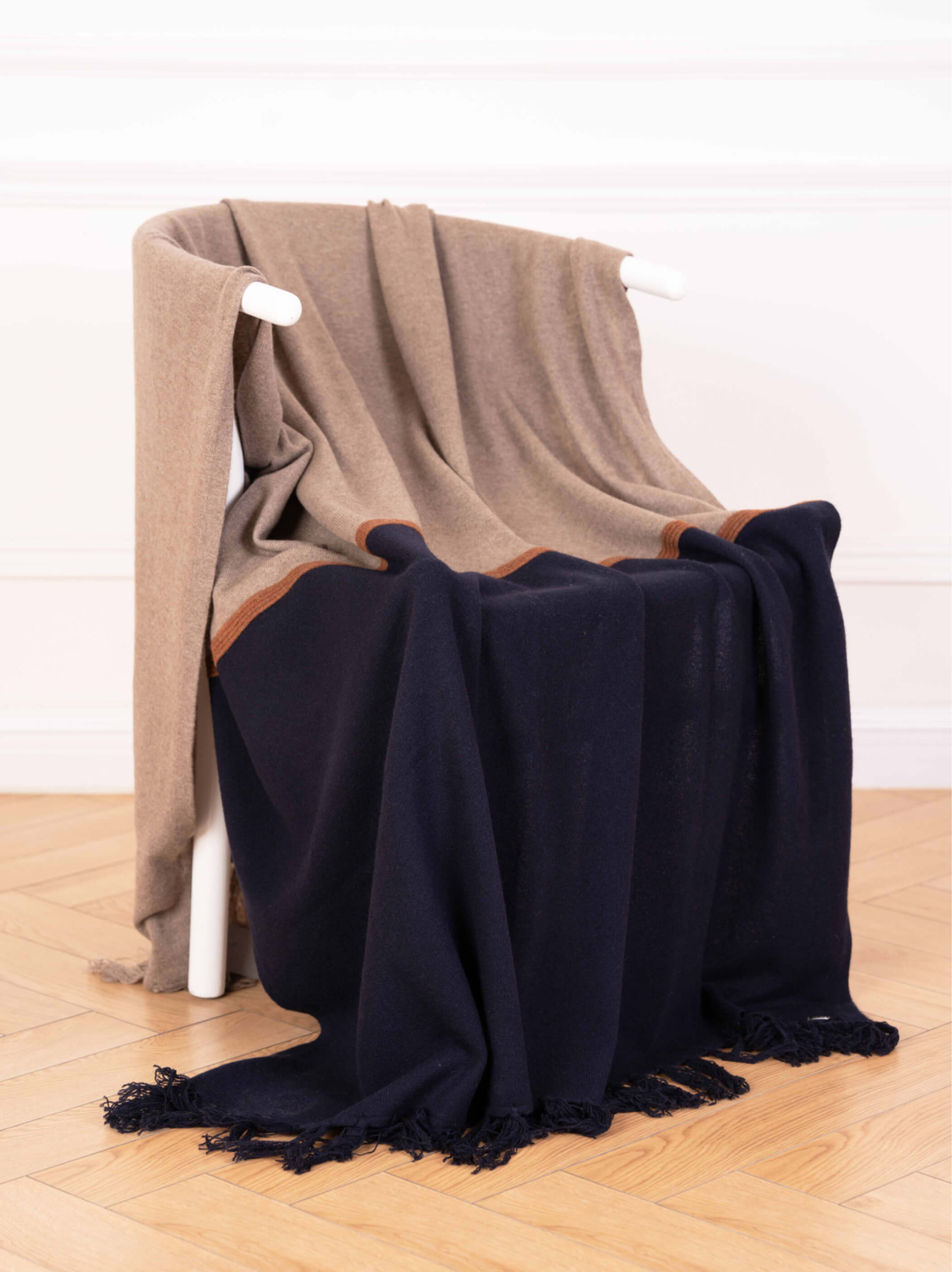 Nogt Cashmere Throw